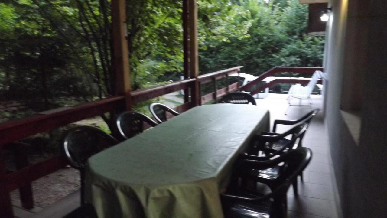 Casa De Oaspeti Boga Pietroasa  Ngoại thất bức ảnh